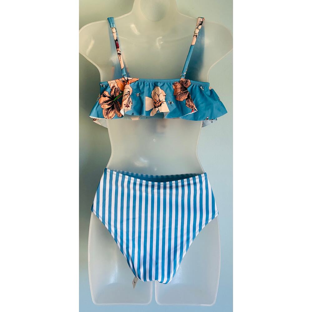 Cupshe XS Swimsuit Blue and White Floral and Striped 2 Piece - Picture 4 of 9